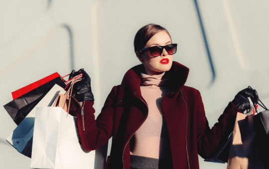 hàng xuất dư là gì