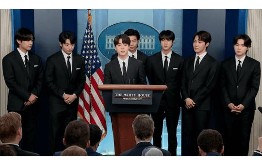 trưởng nhóm bts là ai