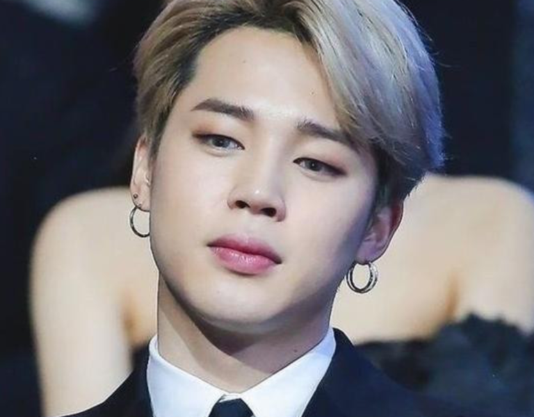 trưởng nhóm bts là ai